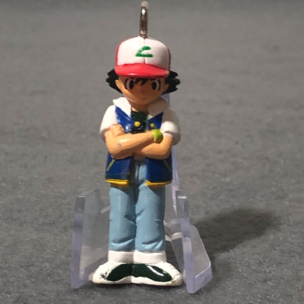 Pokemon Ash Ketchum Satoshi keychain charm mini figure toy 90s